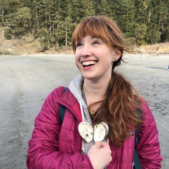 Meet your Posher, Amelia - Picture 1 of 1